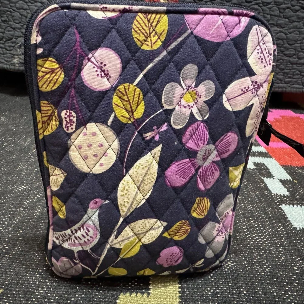 Vera Bradley Floral Nightingale Pattern Quilted Tablet Zippered Pouch, 2011